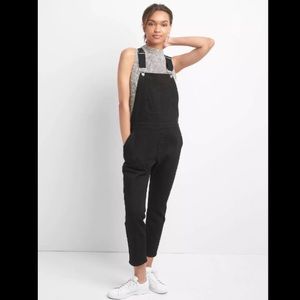 Gap black denim bib overalls